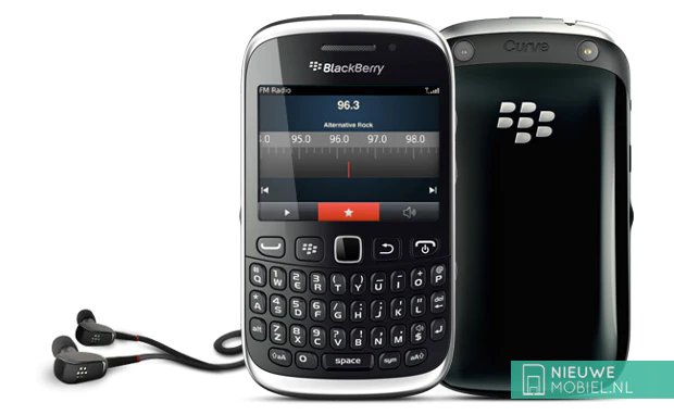 BlackBerry Curve 9320