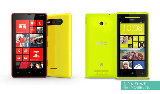 Nokia Lumia 820 vs HTC Windows Phone 8X