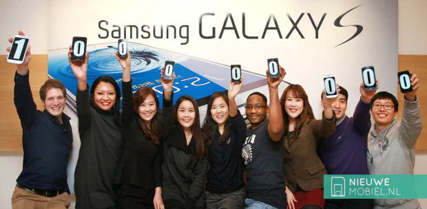 Samsung Galaxy S-series 100 million