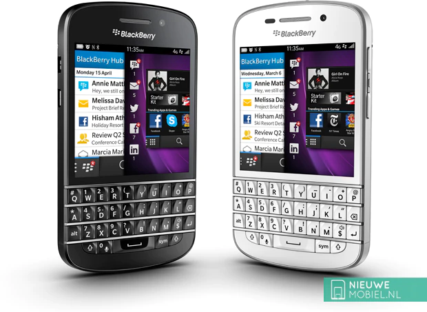 Blackberry Q10 Black and White