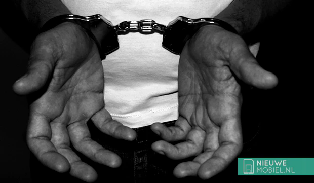 Camera upload-functie doet telefoondief de das om