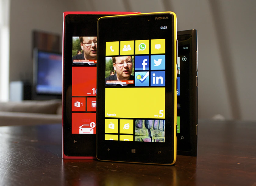 Nokia Lumia 820 Familiy