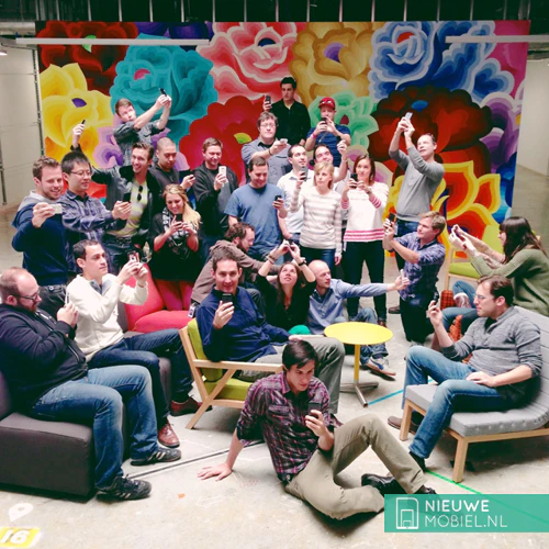 Instagram 100 million