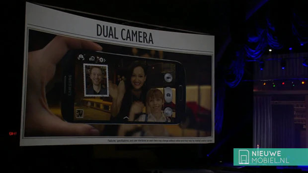 Samsung Galaxy S4 dual camera