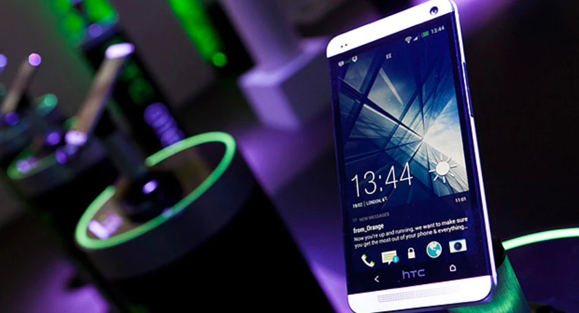 Htc one launch