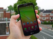 Lg g2 mini in hands