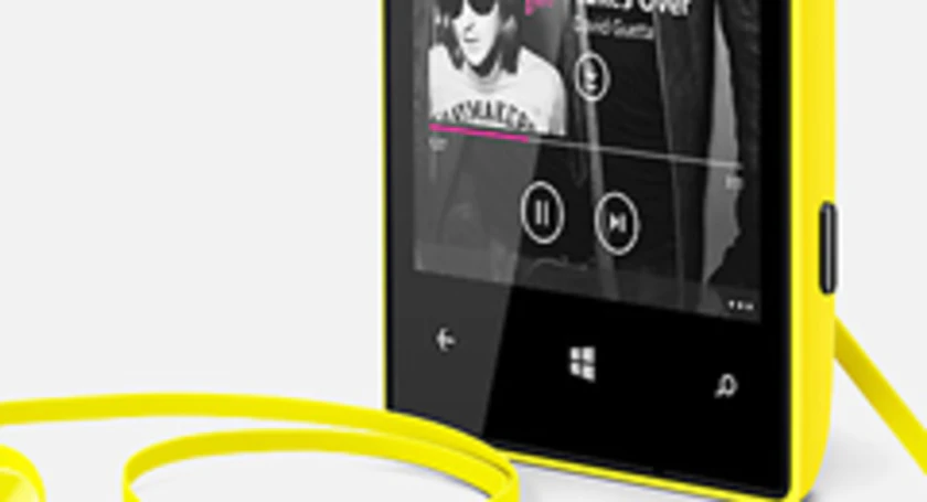 Nokia lumia 520 detail