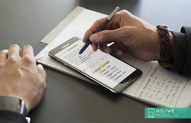 Samsung Galaxy Note 4 lifestyle Samsung Galaxy Note 4 lifestyle