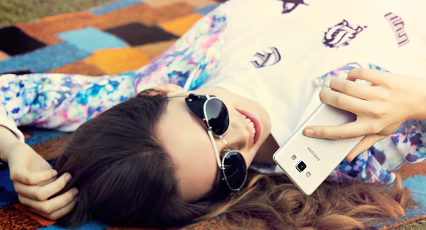 Girl on the phone