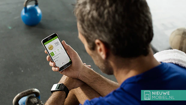 Samsung Galaxy S5 in the gym