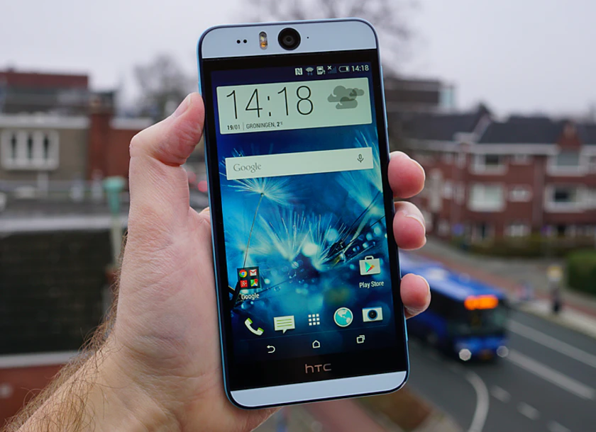 Htc Desire Eye Hands On
