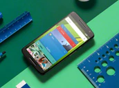 Moto X Play Black Front Lifestyle