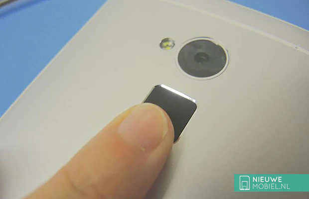 HTC One Max vingerafdrukherkenning