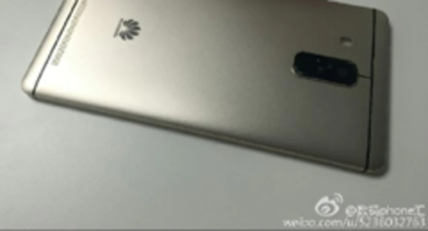 Huawei mate 8 rear weibo
