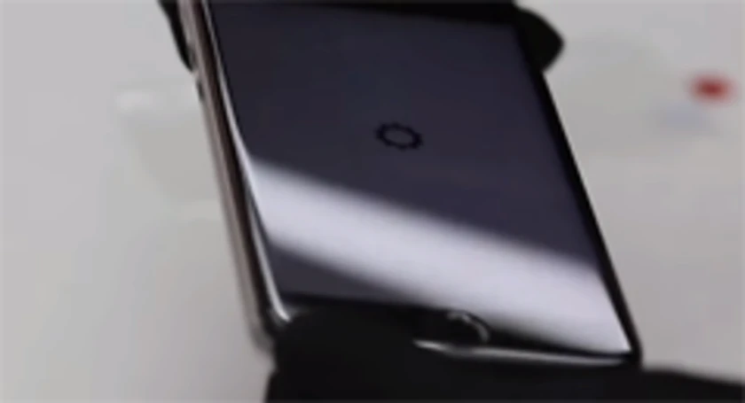 Iphone 6s booting video