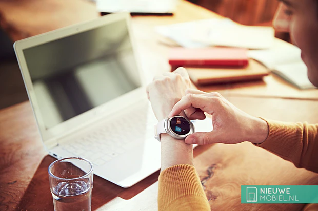 Samsung Gear S2 laptop