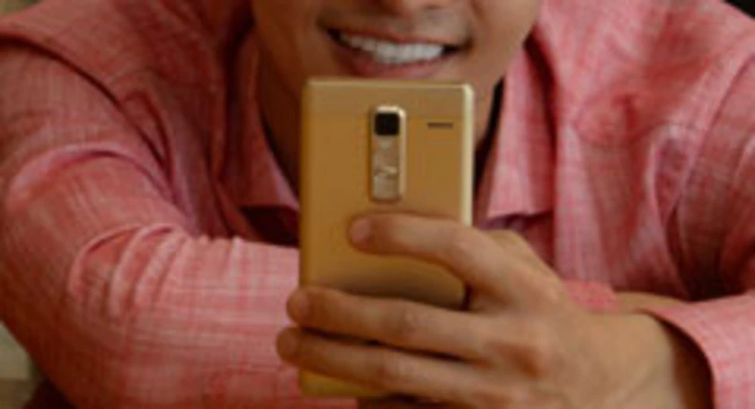 Lg class gold