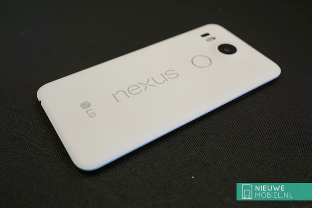 Google Nexus 5X wit achterkant