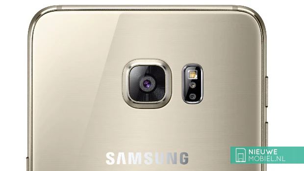 Samsung camera closeup