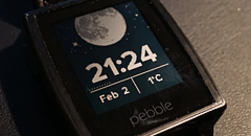 Pebble steel macro