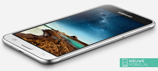 Samsung Galaxy J3 voorzijde schuin