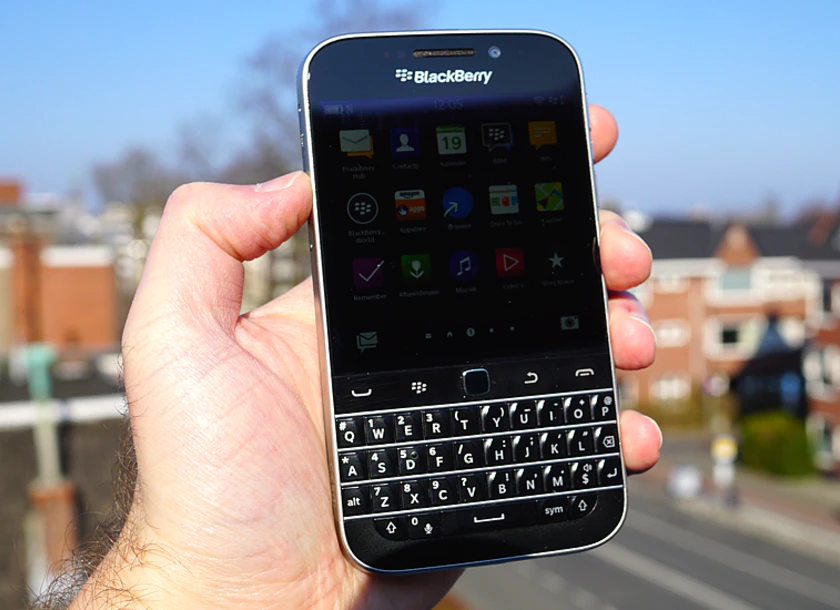 Blackberry Classic Hands On