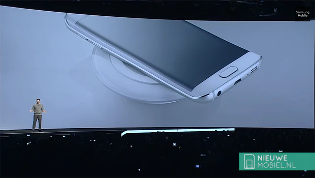Samsung Galaxy S6 Edge wireless charging