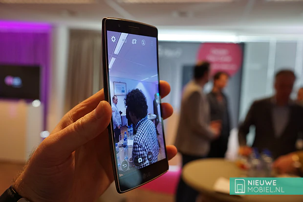 LG G Flex 2 curve hands on LG G Flex 2 curve hands on
