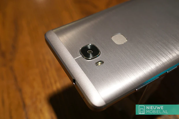 Honor 5X fingerprint scanner