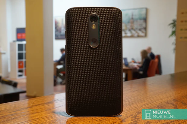 Motorola Moto X Force achterkant