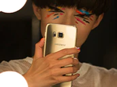 Samsung Taking Picture