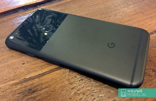 Google Pixel XL hands-on Google Pixel XL hands-on