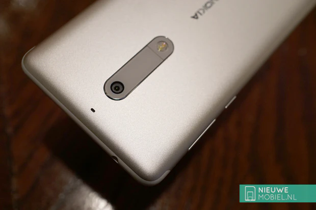 Nokia 5 camera close-up
