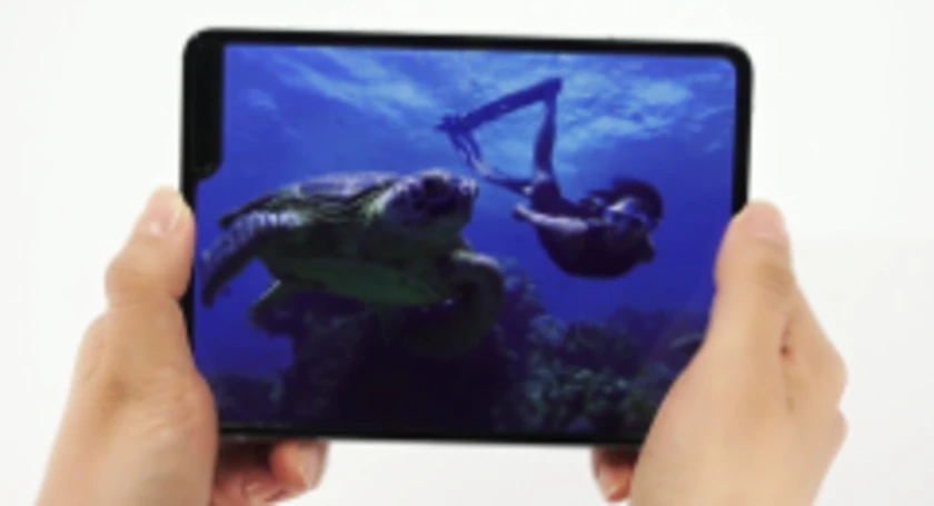 Samsung fold handson