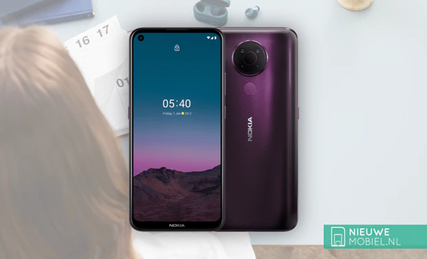 Nokia 5.4 in Purple 'Dusk'