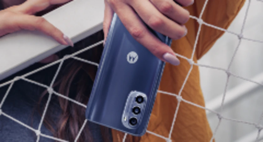 Moto g52 glacier blue