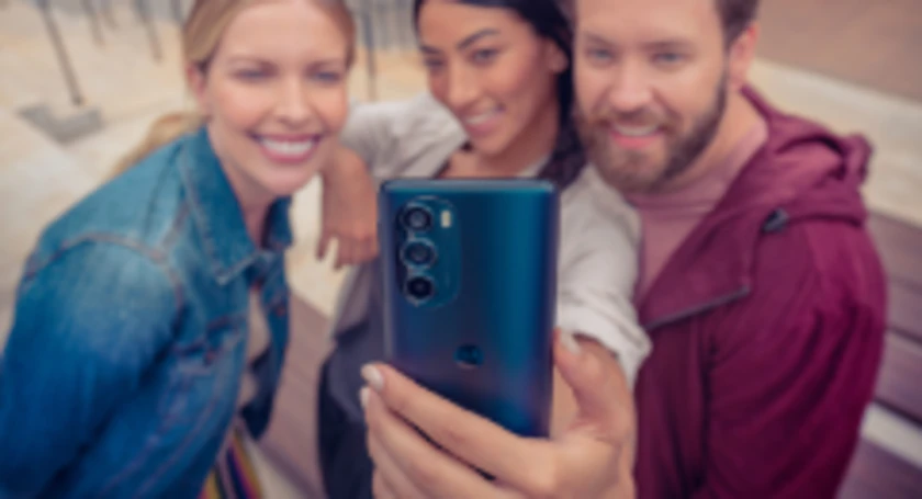 Moto edge 30 pro