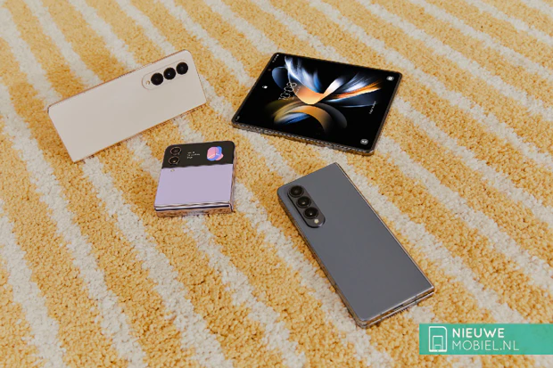 Lifestyle picture showing the Galaxy Z Fold 4 in Beige