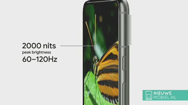 Google Pixel 8 with Actua Display in the colour Obsidian