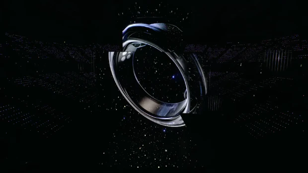 Samsung Galaxy Ring während Galaxy Unpacked gezeigt