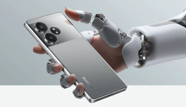 Droid holding the realme GT 6T