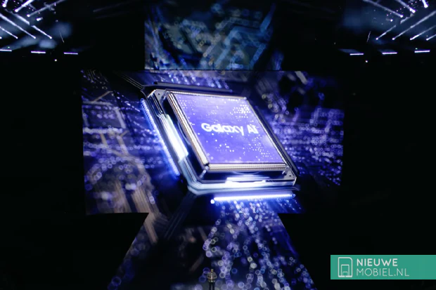 Galaxy AI on a chip