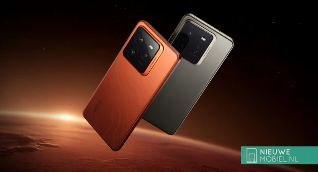 realme GT 7 Pro in two colors