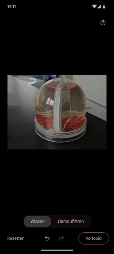 Screenshot Photo Tools Magic Gum Erased