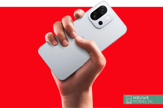 OnePlus 13T camera closeup OnePlus 13T camera closeup