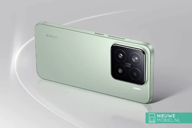 Xiaomi 15 in Green