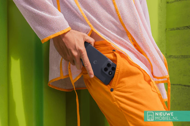 Motorola Moto G86 5G Lifestyle Picture Motorola Moto G86 5G Lifestyle Picture