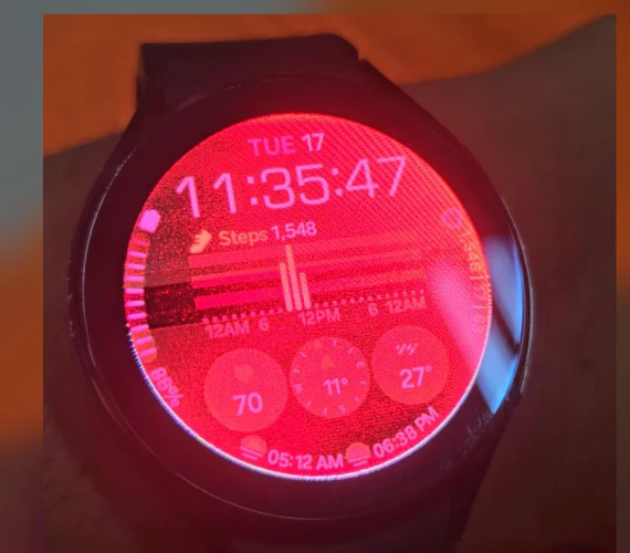 Galaxy Watch4 with Red Screen Of Death via Reddit and Samsung Forum