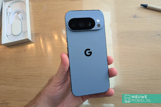 Google Pixel 10 Pro Moonstone Rear