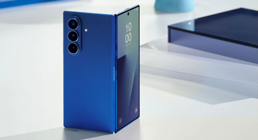Samsung fold 7 on display
